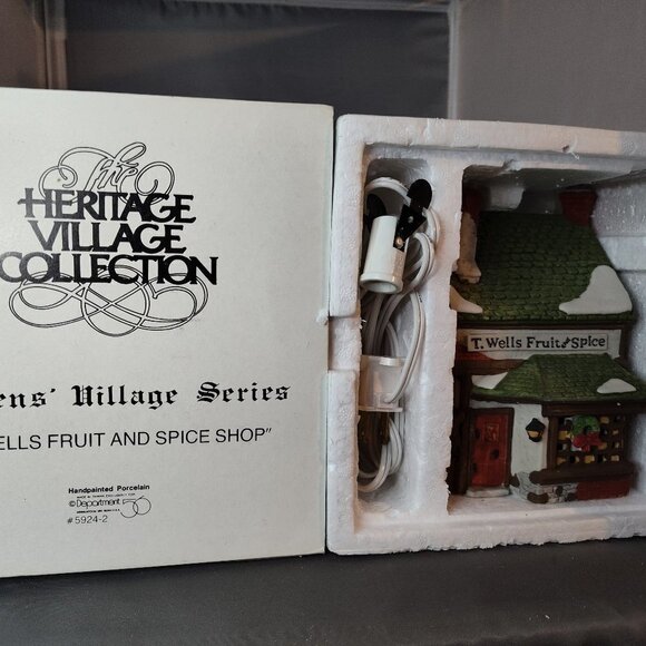 Dept 56 Heritage Village Dickens' Village Series T. Wells Fruit & Spice Shop Box - Picture 1 of 9